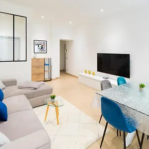 Appartement Sublime 2 Pièces Dans Le Carré D’or De, Menton